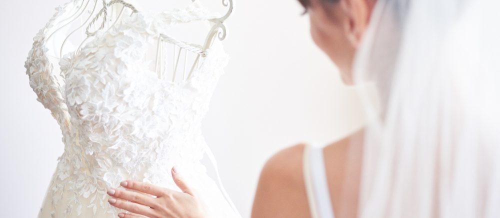 Cum să îți alegi rochia de mireasă în funcție de siluetă și stil