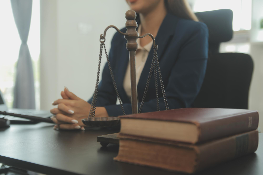 avocat specializat în dreptul muncii