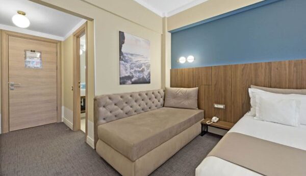 hotel în Constanța lângă plajă